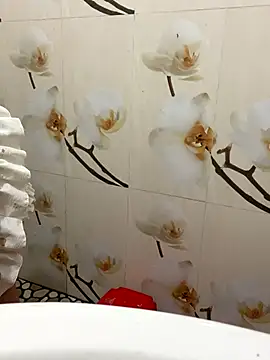 Snapshot of Ri210 chatting on October 11, 2025, 1:56 pm Ri210 online show from October 11, 2025, 1:56 pm