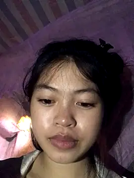 Thy00   online show from October 12, 2025, 2:07 pm