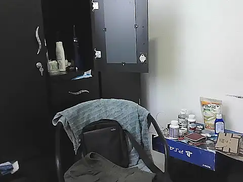 morenocabro10 online show from February 2, 2026, 5:45 pm