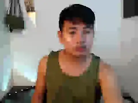 Snapshot of JboyGiant005 chatting on October 2, 2025, 6:06 am JboyGiant005 online show from October 2, 2025, 6:06 am