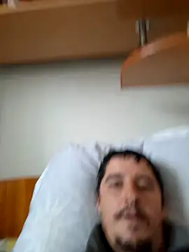 hugecock4u1990 online show from November 16, 2025, 7:35 am