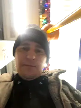 hugecock4u1990 online show from January 7, 2026, 7:19 pm