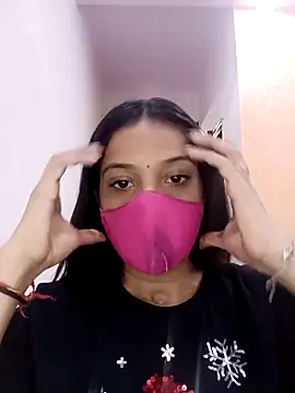 Snapshot of Cute_Rakhi8 chatting on April 27, 2026, 8:34 am Cute Rakhi8 online show from April 27, 2026, 8:34 am