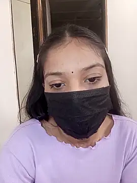 Cute Rakhi8 online show from November 3, 2025, 4:28 am