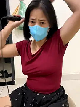 Snapshot of Mei-Mei89 chatting on November 17, 2025, 12:31 pm Mei-Mei89 online show from November 17, 2025, 12:31 pm