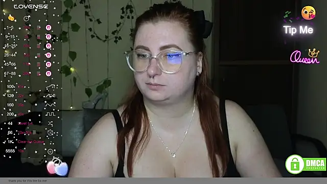 Snapshot of Alicia_love00 chatting on May 25, 2026, 5:29 am Alicia love00 online show from May 25, 2026, 5:29 am