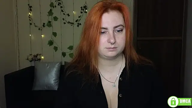 Alicia love00 online show from November 30, 2025, 6:25 am