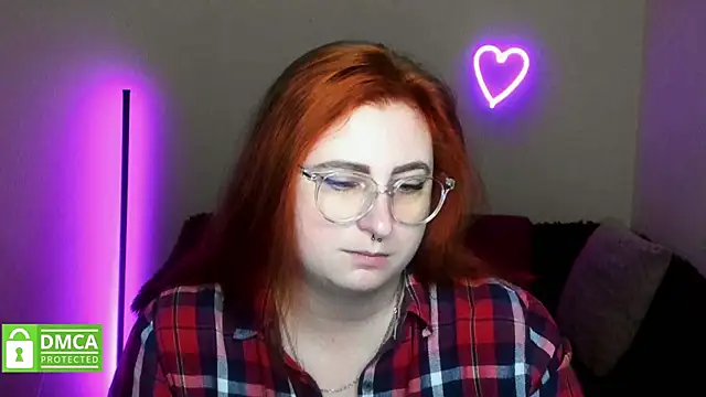 Alicia love00 online show from September 28, 2025, 5:25 am