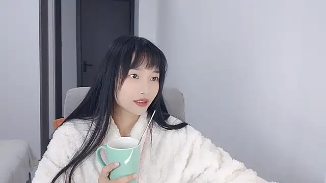 Snapshot of Lisa-3333 chatting on November 22, 2025, 1:21 pm Lisa-3333 online show from November 22, 2025, 1:21 pm