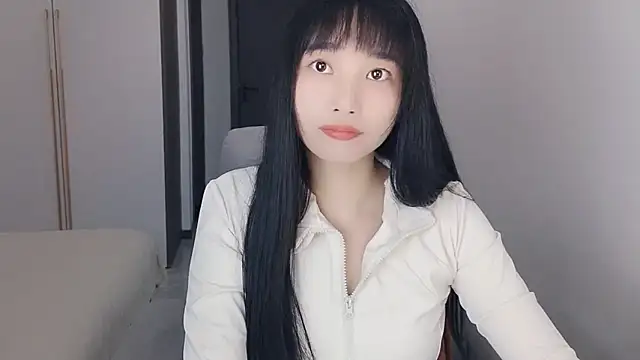Lisa-3333 online show from March 22, 2026, 10:17 am