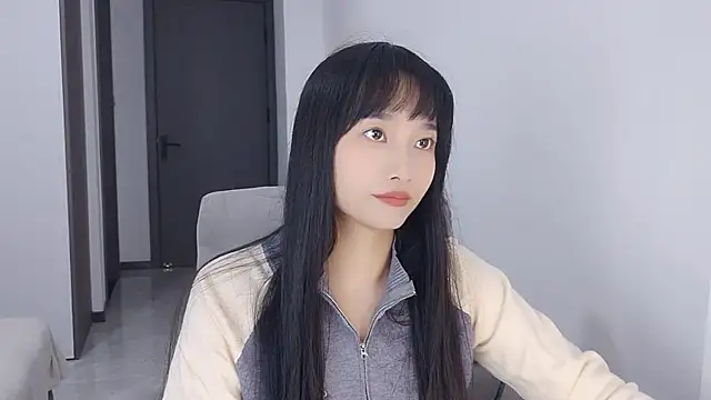 Snapshot of Lisa-3333 chatting on November 7, 2025, 11:15 am Lisa-3333 online show from November 7, 2025, 11:15 am