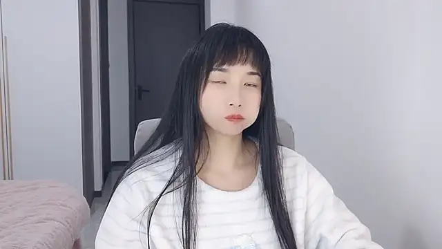 Snapshot of Lisa-3333 chatting on January 15, 2026, 2:42 pm Lisa-3333 online show from January 15, 2026, 2:42 pm