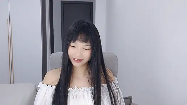 Snapshot of Lisa-3333 chatting on October 17, 2025, 2:30 pm Lisa-3333 online show from October 17, 2025, 2:30 pm