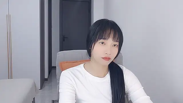 Snapshot of Lisa-3333 chatting on November 15, 2025, 1:04 pm Lisa-3333 online show from November 15, 2025, 1:04 pm