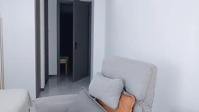 Snapshot of Lisa-3333 chatting on October 16, 2025, 1:30 pm Lisa-3333 online show from October 16, 2025, 1:30 pm