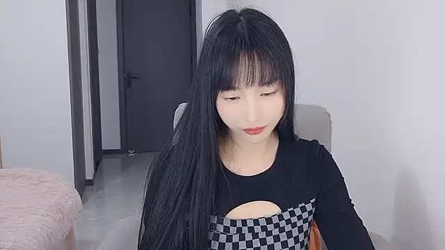 Snapshot of Lisa-3333 chatting on December 22, 2025, 1:44 pm Lisa-3333 online show from December 22, 2025, 1:44 pm