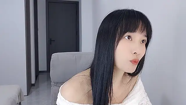 Snapshot of Lisa-3333 chatting on October 28, 2025, 1:54 pm Lisa-3333 online show from October 28, 2025, 1:54 pm