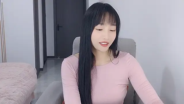 Snapshot of Lisa-3333 chatting on November 29, 2025, 1:33 pm Lisa-3333 online show from November 29, 2025, 1:33 pm