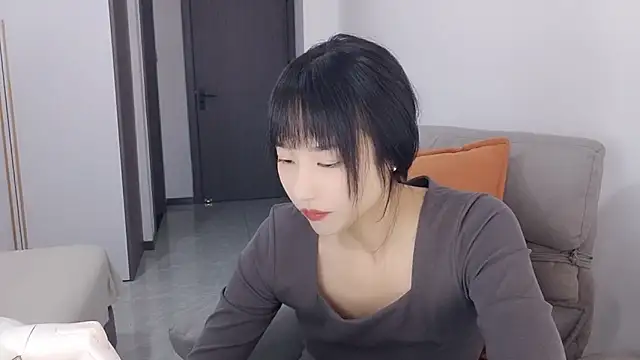 Snapshot of Lisa-3333 chatting on November 12, 2025, 1:48 pm Lisa-3333 online show from November 12, 2025, 1:48 pm