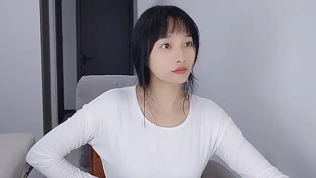 Snapshot of Lisa-3333 chatting on October 27, 2025, 1:45 pm Lisa-3333 online show from October 27, 2025, 1:45 pm