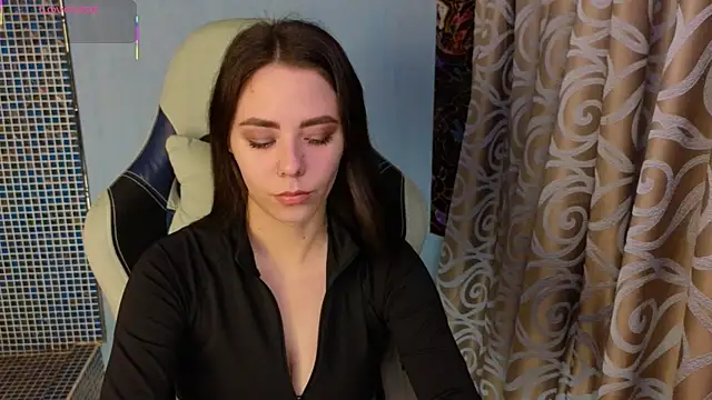 Snapshot of IvoryWood_ chatting on June 23, 2026, 8:51 pm IvoryWood online show from June 23, 2026, 8:51 pm