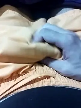 idhem   31 online show from February 10, 2026, 5:56 pm