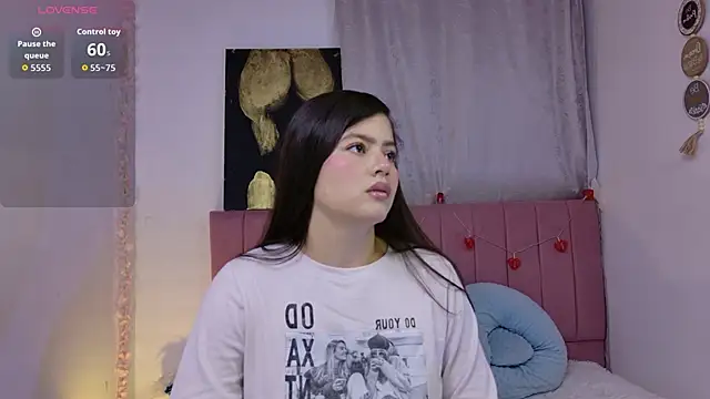 sukilove18 online show from March 11, 2026, 10:26 pm