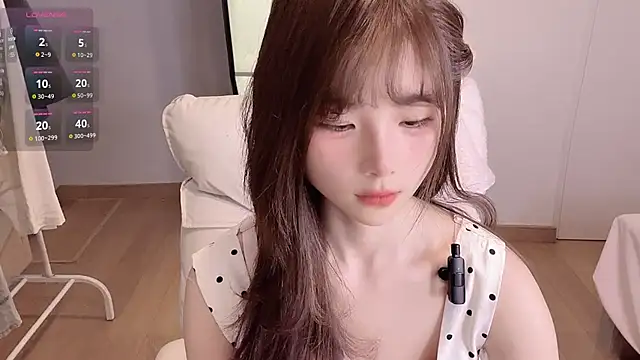 Snapshot of gougou77 chatting on June 10, 2026, 11:33 am gougou77 online show from June 10, 2026, 11:33 am