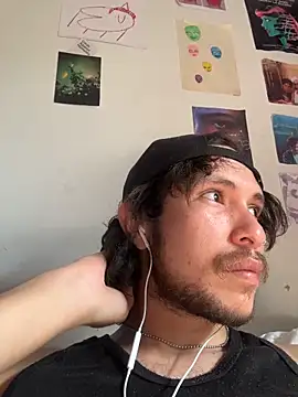 Luxx 14 online show from February 20, 2026, 9:06 pm