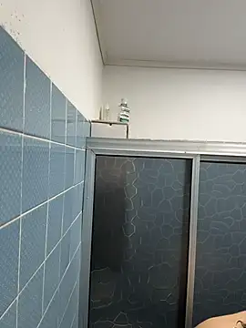 Luxx 14 online show from February 16, 2026, 2:05 pm