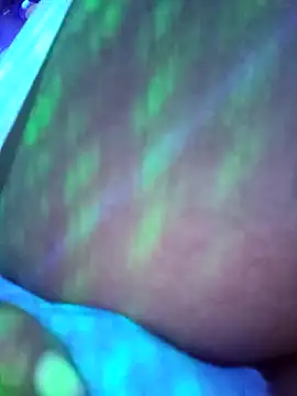 Oaxhot online show from October 18, 2025, 7:21 am