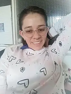 Snapshot of Isabella5_Brown_ chatting on October 8, 2025, 9:15 pm Isabella5 Brown online show from October 8, 2025, 9:15 pm