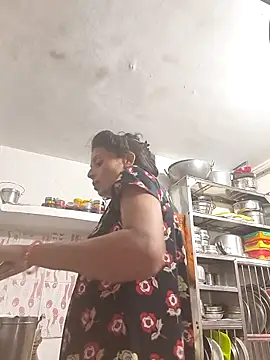 Snapshot of ISHANI-SINGH chatting on October 19, 2025, 5:48 pm ISHANI-SINGH online show from October 19, 2025, 5:48 pm