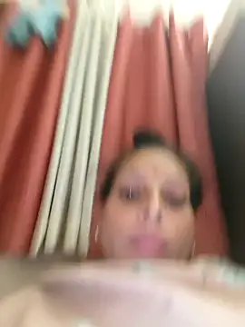 Snapshot of ISHANI-SINGH chatting on November 8, 2025, 3:04 pm ISHANI-SINGH online show from November 8, 2025, 3:04 pm