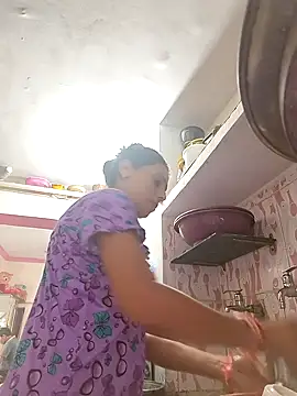 Snapshot of ISHANI-SINGH chatting on November 11, 2025, 3:01 am ISHANI-SINGH online show from November 11, 2025, 3:01 am