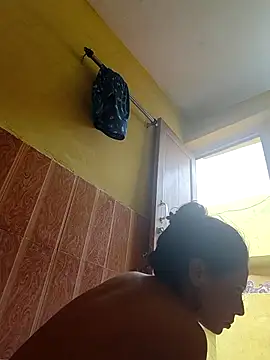 Snapshot of ISHANI-SINGH chatting on October 25, 2025, 2:55 am ISHANI-SINGH online show from October 25, 2025, 2:55 am