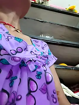 Snapshot of ISHANI-SINGH chatting on October 12, 2025, 3:24 pm ISHANI-SINGH online show from October 12, 2025, 3:24 pm