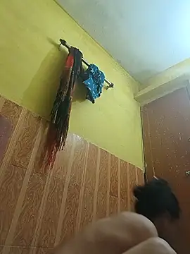 Snapshot of ISHANI-SINGH chatting on October 31, 2025, 5:09 pm ISHANI-SINGH online show from October 31, 2025, 5:09 pm