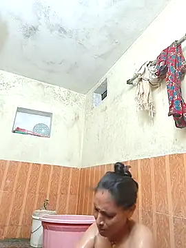 Snapshot of ISHANI-SINGH chatting on October 9, 2025, 4:07 pm ISHANI-SINGH online show from October 9, 2025, 4:07 pm