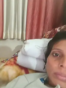 Snapshot of ISHANI-SINGH chatting on November 14, 2025, 3:05 pm ISHANI-SINGH online show from November 14, 2025, 3:05 pm