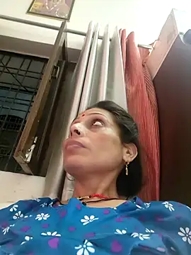 ISHANI-SINGH online show from April 22, 2026, 2:02 pm