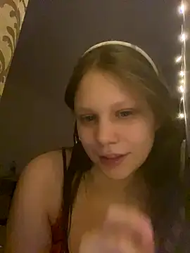 Lunliss online show from December 3, 2025, 12:44 am