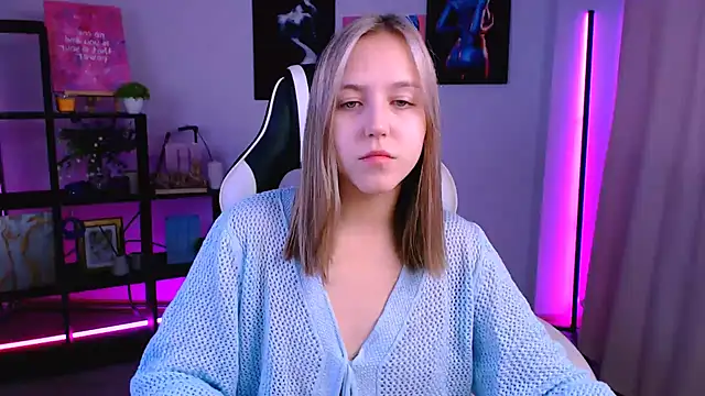 Snapshot of CindySparkl chatting on February 25, 2026, 3:18 am CindySparkl online show from February 25, 2026, 3:18 am