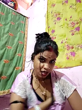 Snapshot of Cut_ragni chatting on November 9, 2025, 5:06 pm Cut ragni online show from November 9, 2025, 5:06 pm