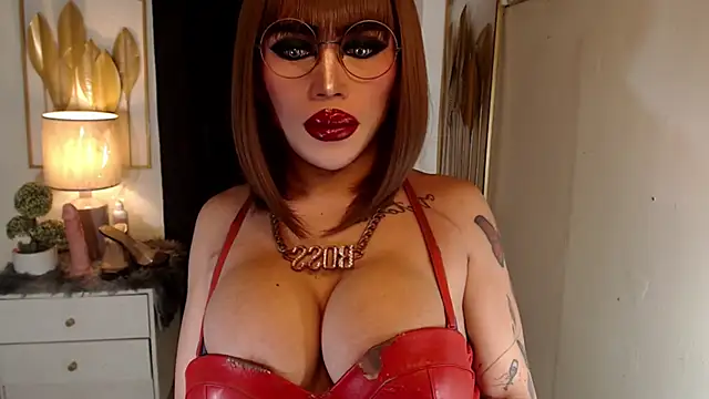 Snapshot of Goddess_Maliya chatting on September 21, 2025, 6:18 am Goddess Maliya online show from September 21, 2025, 6:18 am