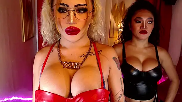 Snapshot of Goddess_Maliya chatting on May 29, 2026, 4:51 am Goddess Maliya online show from May 29, 2026, 4:51 am