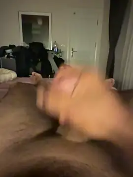 Snapshot of adonis_00 chatting on November 9, 2025, 6:56 pm adonis 00 online show from November 9, 2025, 6:56 pm