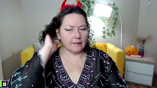 Snapshot of milf_hornys chatting on October 26, 2025, 6:19 pm milf hornys online show from October 26, 2025, 6:19 pm