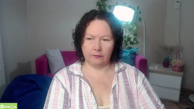 Snapshot of milf_hornys chatting on December 2, 2025, 5:03 pm milf hornys online show from December 2, 2025, 5:03 pm