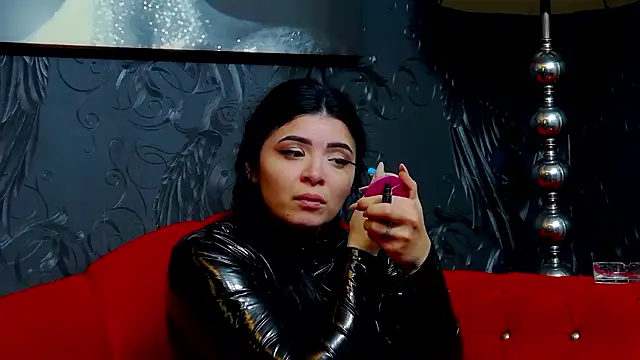 Snapshot of DevashaQueenX chatting on February 6, 2026, 7:37 am DevashaQueenX online show from February 6, 2026, 7:37 am